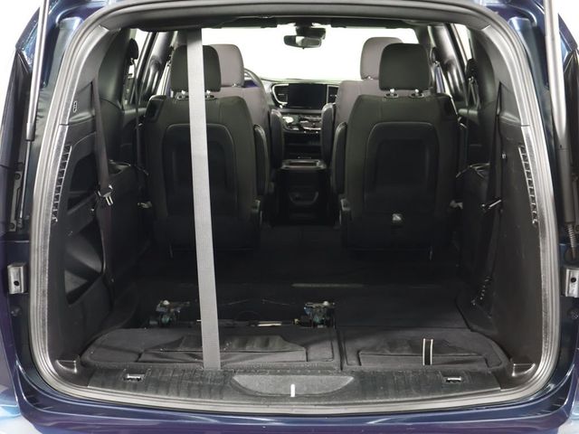 2024 Chrysler Pacifica Touring FWD - 23044998 - 19