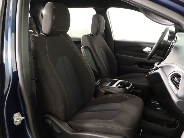 2024 Chrysler Pacifica Touring FWD - 23044998 - 28