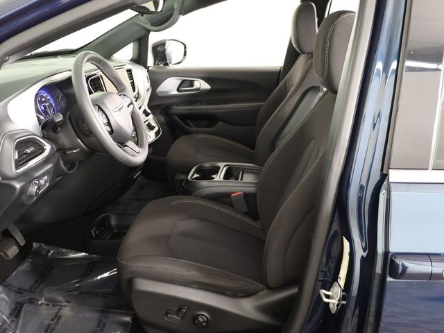 2024 Chrysler Pacifica Touring FWD - 23044998 - 29