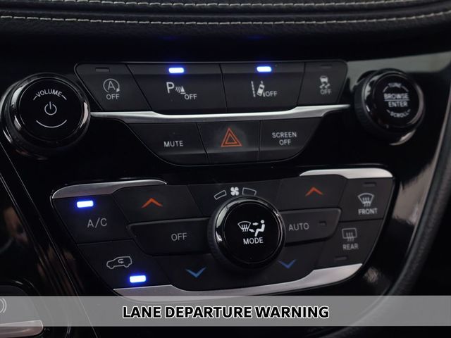 2024 Chrysler Pacifica Touring FWD - 23044998 - 4