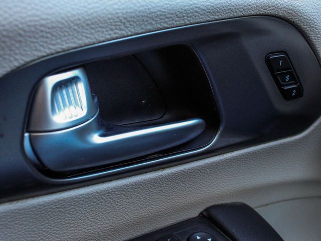 2024 Chrysler Pacifica Touring L - 23077046 - 9