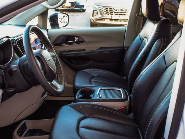 2024 Chrysler Pacifica Touring L - 23077046 - 28