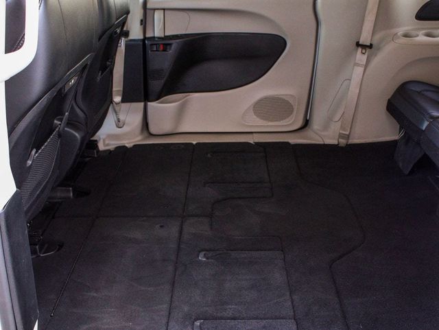 2024 Chrysler Pacifica Touring L - 23077046 - 32