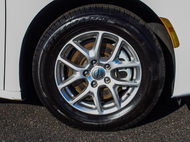 2024 Chrysler Pacifica Touring L - 23077046 - 6