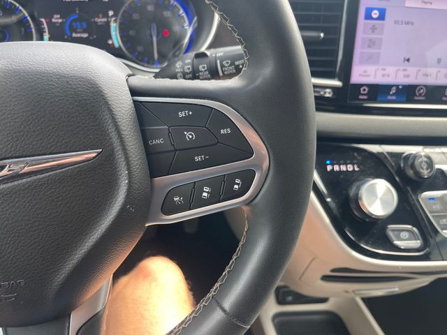 2024 CHRYSLER PACIFICA TOURING L - 23075760 - 17