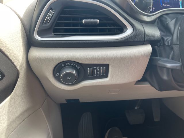 2024 CHRYSLER PACIFICA TOURING L - 23075760 - 18