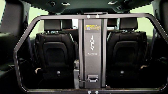 2024 Chrysler Pacifica Touring L AWD w/ Wheelchair Lift, S Appearance & Safety Sphere - 23025778 - 22