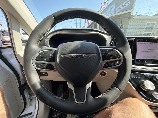 2024 Chrysler Pacifica Touring L FWD - 23080601 - 14