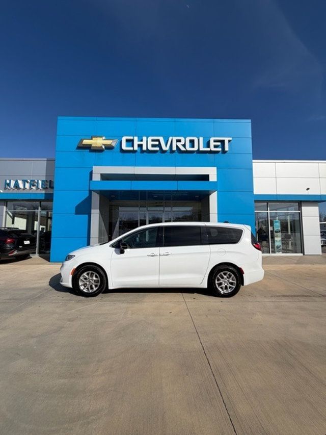 2024 Chrysler Pacifica Touring L FWD - 22984803 - 0