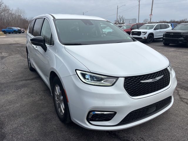 2024 Chrysler Pacifica Touring L FWD - 23036604 - 1
