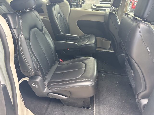 2024 Chrysler Pacifica Touring L FWD - 23036604 - 6
