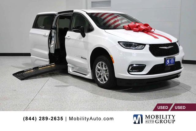 2024 Chrysler Pacifica Touring L FWD - 23024636 - 0
