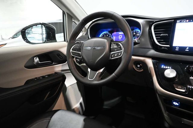 2024 Chrysler Pacifica Touring L FWD - 23024636 - 25