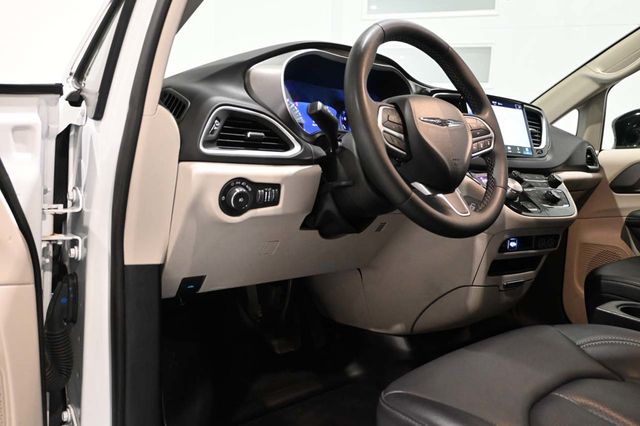 2024 Chrysler Pacifica Touring L FWD - 23024636 - 33