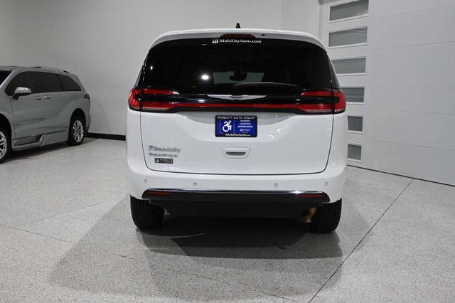 2024 Chrysler Pacifica Touring L FWD - 23024636 - 6