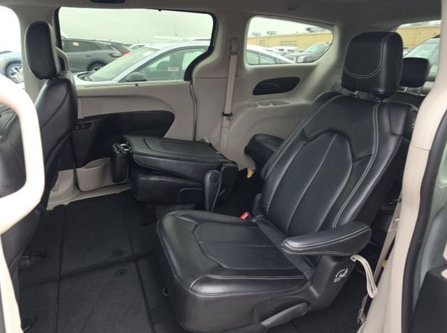 2024 Chrysler Pacifica Touring L FWD - 23013380 - 2
