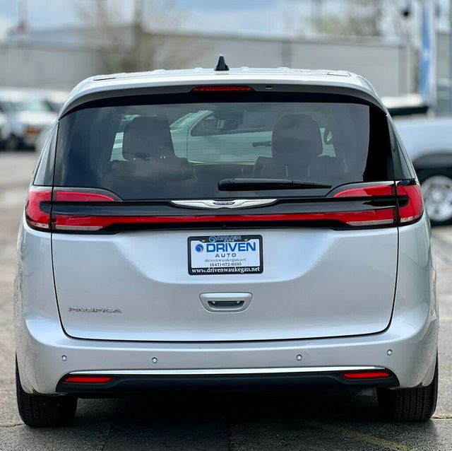 2024 Chrysler Pacifica Touring L FWD - 23013380 - 38