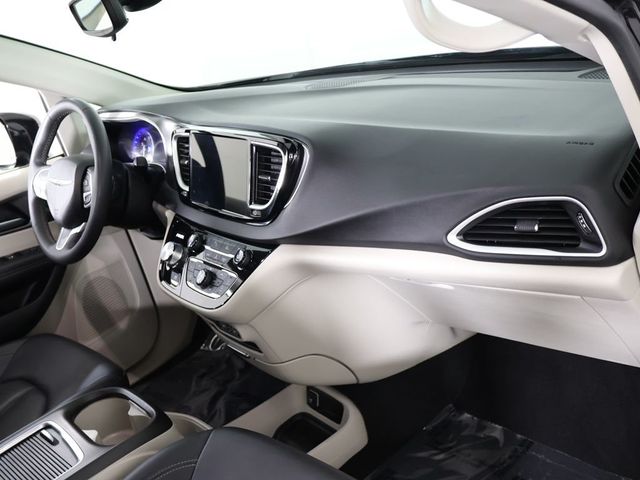 2024 Chrysler Pacifica Touring L FWD - 23036298 - 26