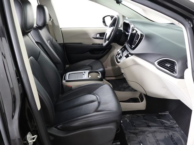2024 Chrysler Pacifica Touring L FWD - 23036298 - 28