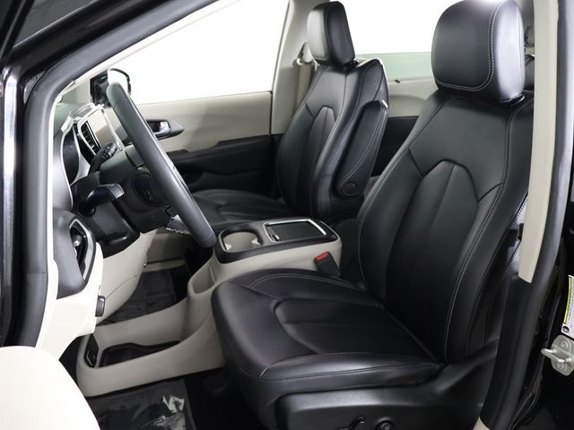 2024 Chrysler Pacifica Touring L FWD - 23036298 - 29