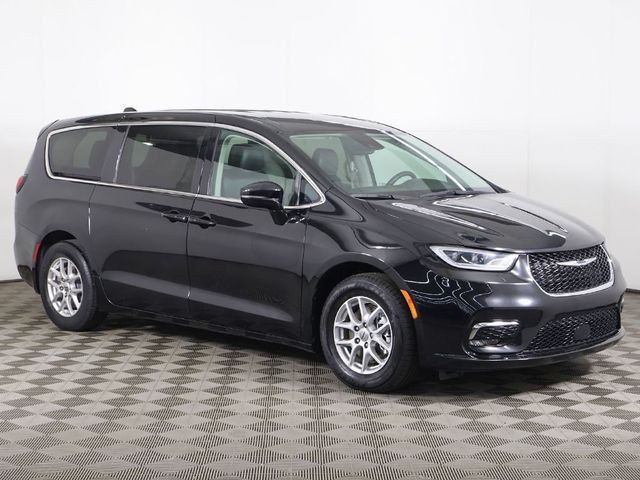2024 Chrysler Pacifica Touring L FWD - 23036298 - 53