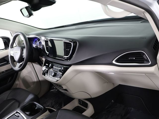 2024 Chrysler Pacifica Touring L FWD - 23036976 - 25