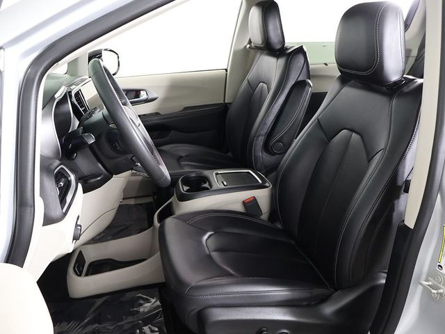 2024 Chrysler Pacifica Touring L FWD - 23036976 - 28