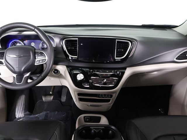 2024 Chrysler Pacifica Touring L FWD - 23036976 - 35
