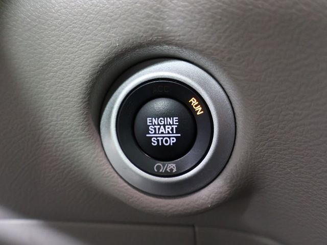 2024 Chrysler Pacifica Touring L FWD - 23036976 - 39