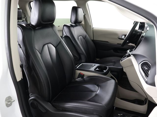 2024 Chrysler Pacifica Touring L FWD - 23069511 - 28