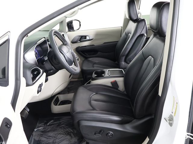 2024 Chrysler Pacifica Touring L FWD - 23069511 - 29