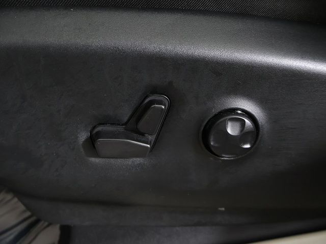 2024 Chrysler Pacifica Touring L FWD - 23069511 - 31