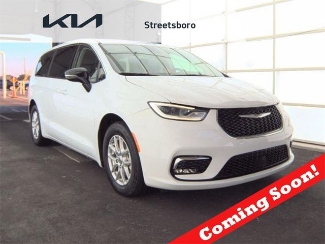 2024 Chrysler Pacifica Touring L FWD - 22957696 - 0