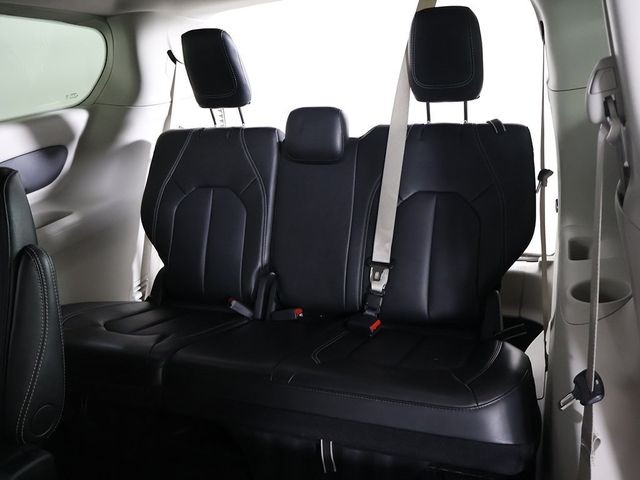 2024 Chrysler Pacifica Touring L FWD - 22957696 - 32