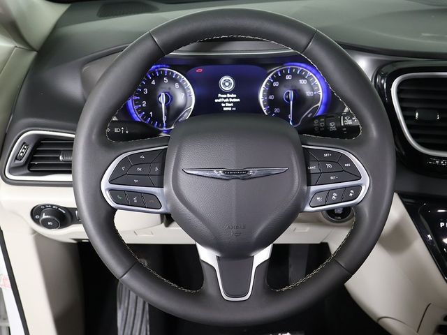 2024 Chrysler Pacifica Touring L FWD - 22957696 - 37