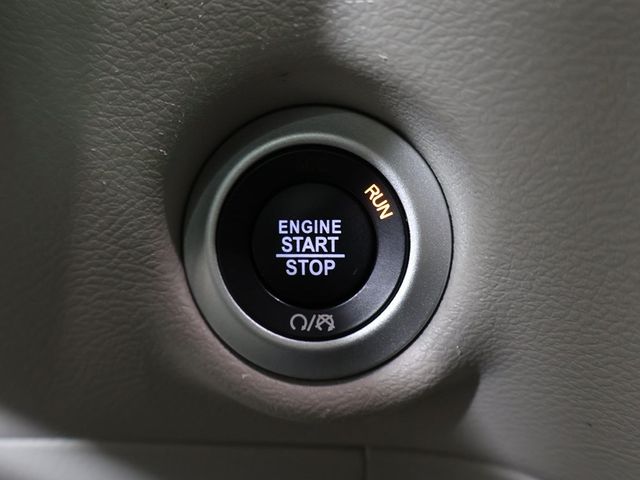 2024 Chrysler Pacifica Touring L FWD - 22957696 - 38