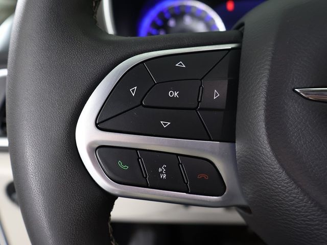 2024 Chrysler Pacifica Touring L FWD - 22957696 - 40