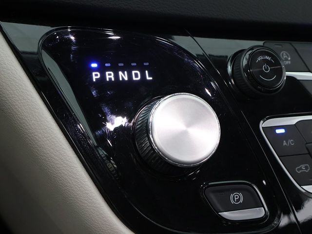 2024 Chrysler Pacifica Touring L FWD - 22957696 - 48