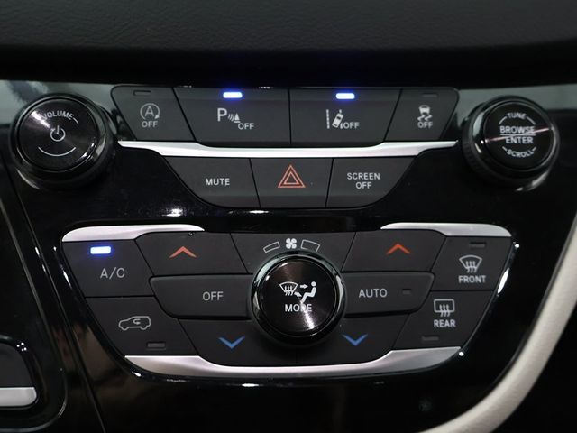 2024 Chrysler Pacifica Touring L FWD - 22957696 - 49