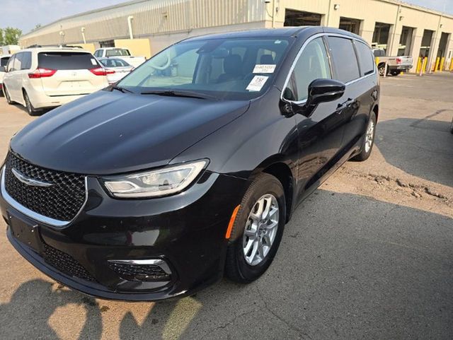 2024 Chrysler Pacifica Touring L FWD - 23063407 - 1