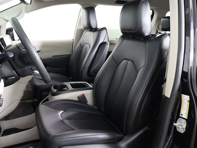 2024 Chrysler Pacifica Touring L FWD - 23063407 - 27