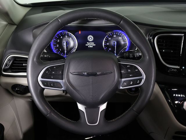2024 Chrysler Pacifica Touring L FWD - 23063407 - 40