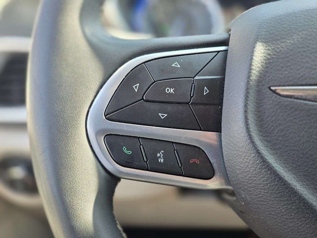 2024 Chrysler Pacifica Touring L FWD - 22979885 - 23