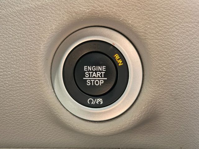 2024 Chrysler Pacifica Touring L FWD - 22979885 - 26