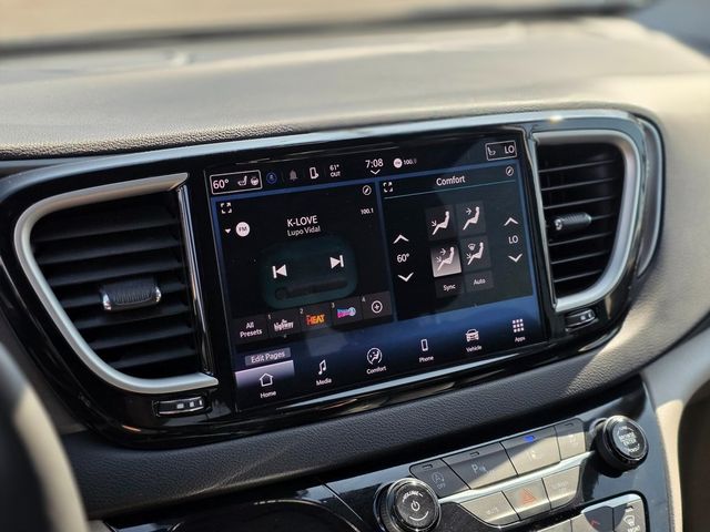 2024 Chrysler Pacifica Touring L FWD - 22979885 - 27