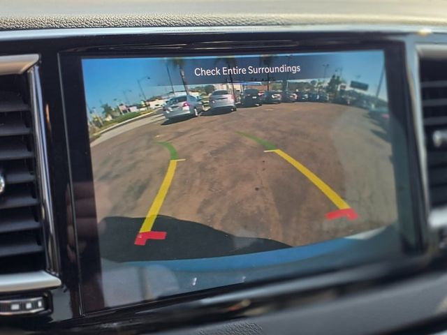 2024 Chrysler Pacifica Touring L FWD - 22979885 - 28