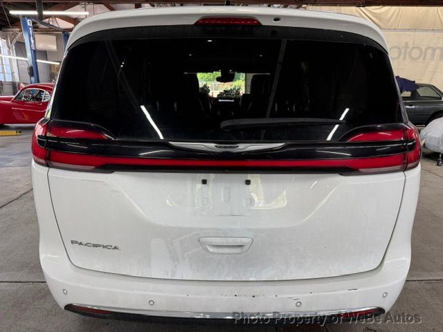 2024 Chrysler Pacifica Touring L FWD - 23057639 - 1
