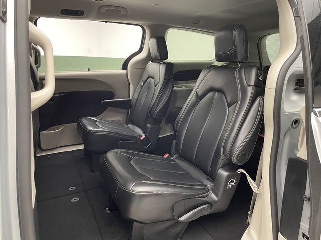 2024 Chrysler Pacifica Touring L FWD - 22984083 - 32