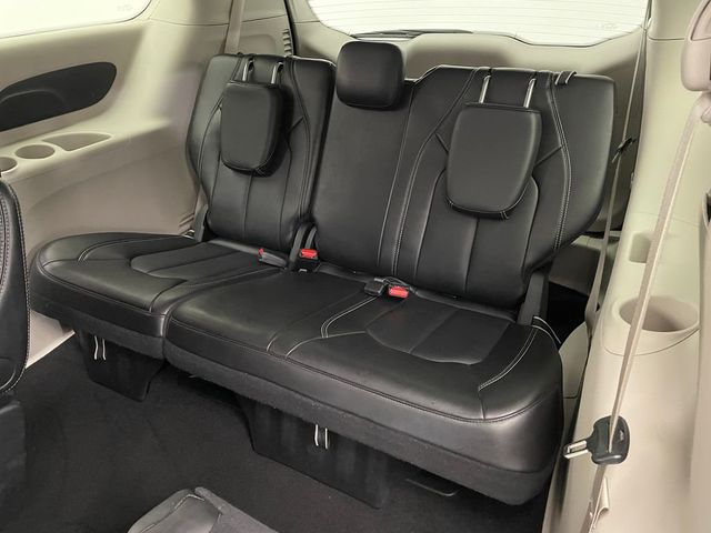 2024 Chrysler Pacifica Touring L FWD - 22984083 - 38