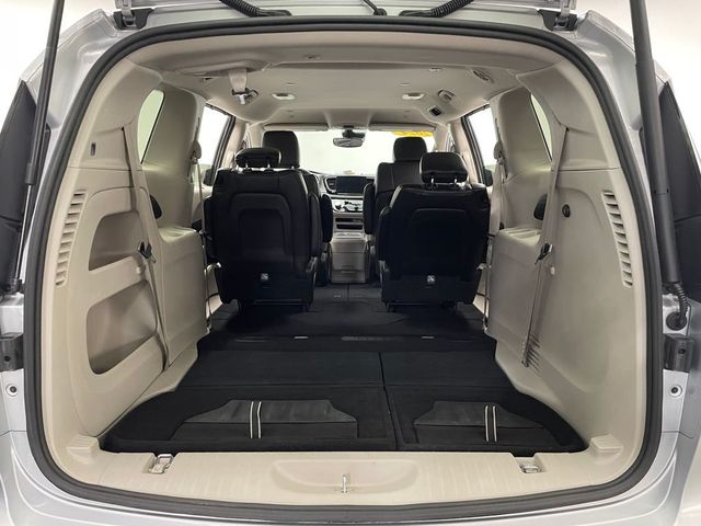 2024 Chrysler Pacifica Touring L FWD - 22984083 - 40